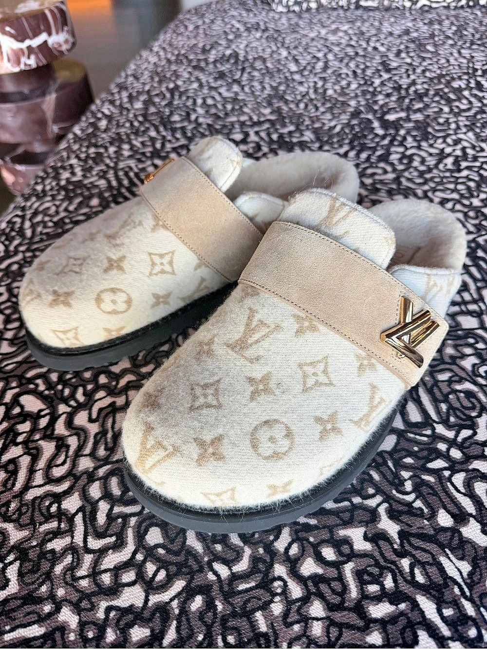 Louis Vuitton LV Cosy Monogram Cashgora Mules Beige Size 40